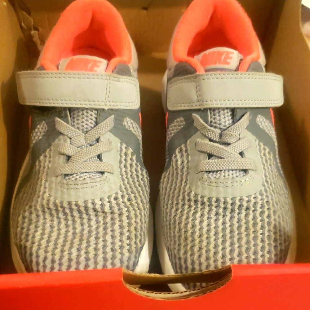 Nike Kids Gray and Pink Sneakers